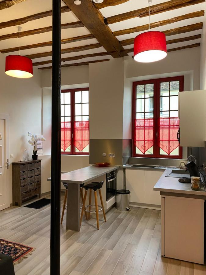 Le Gite De Lancelot Avec Balneo City Center Санс Экстерьер фото